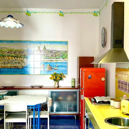 Appartement La Finestra Sul Duomo, Amalfi Coast à Vietri Extérieur photo