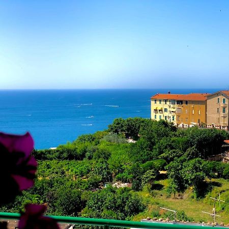 Appartement La Finestra Sul Duomo, Amalfi Coast à Vietri Extérieur photo