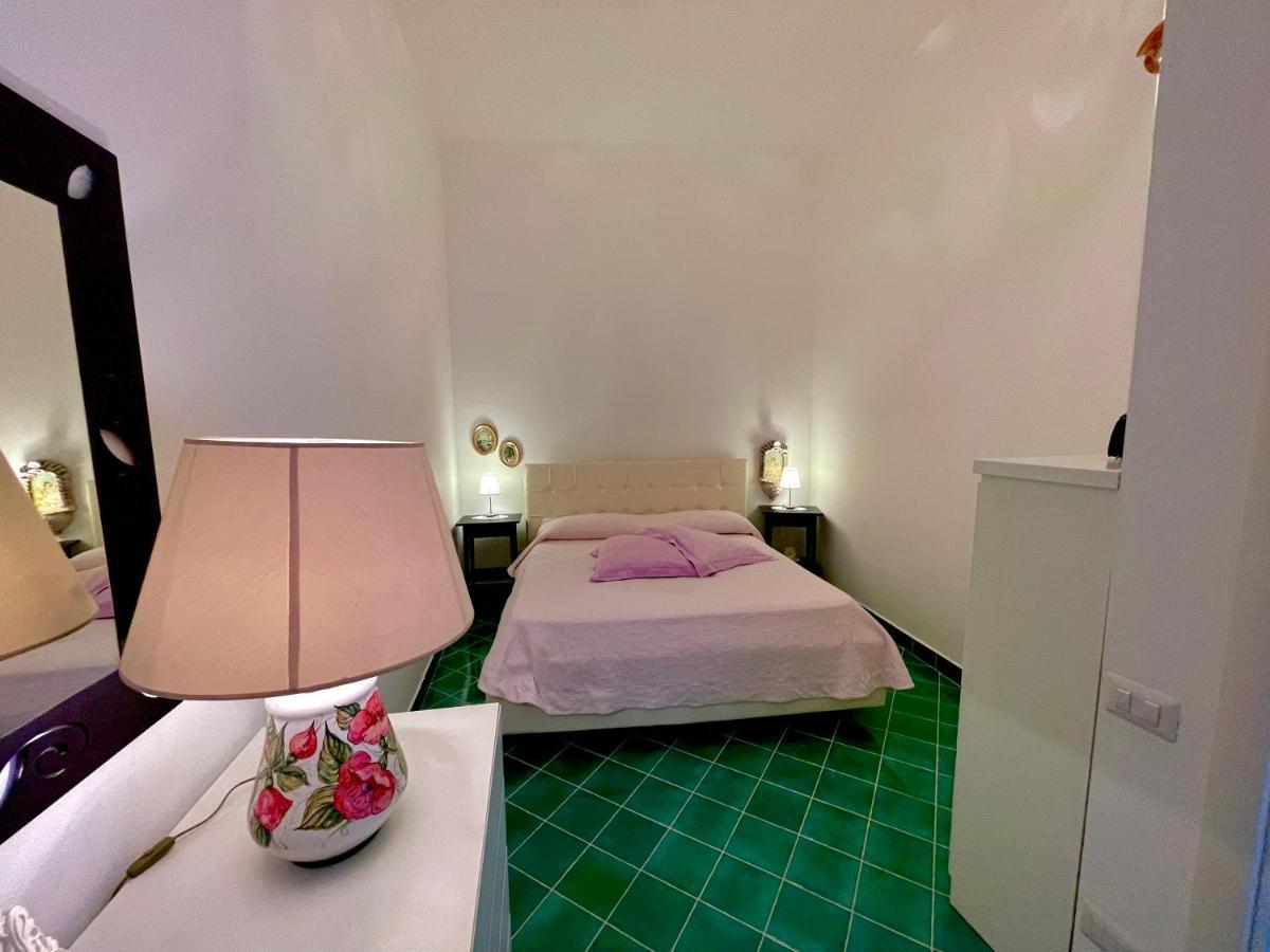 Appartement La Finestra Sul Duomo, Amalfi Coast à Vietri Extérieur photo