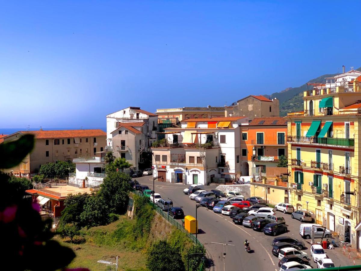 Appartement La Finestra Sul Duomo, Amalfi Coast à Vietri Extérieur photo