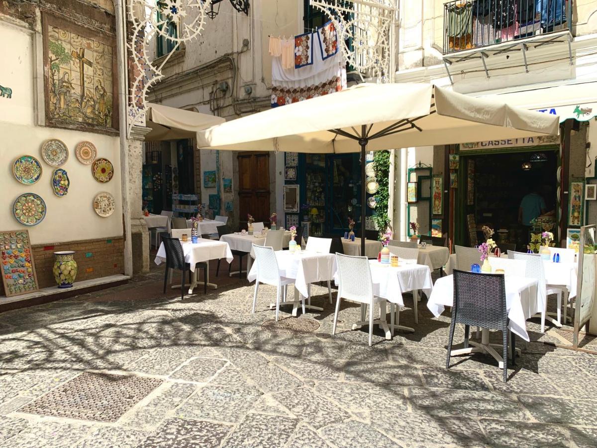 Appartement La Finestra Sul Duomo, Amalfi Coast à Vietri Extérieur photo
