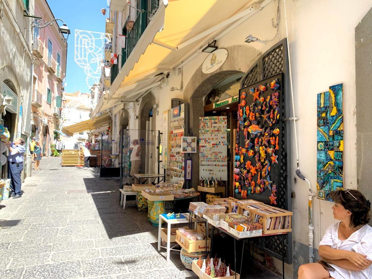 Appartement La Finestra Sul Duomo, Amalfi Coast à Vietri Extérieur photo